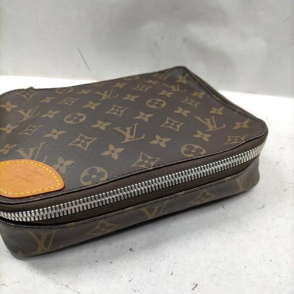 Louis Vuitton Monogram Cosmetic Pouch PM | Authentic LV Makeup Bag - Picture 7 of 16